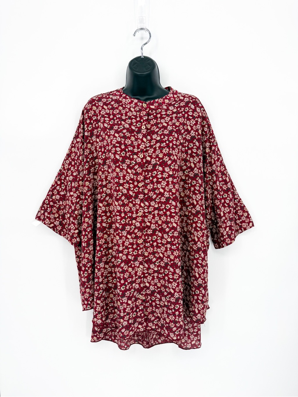 Natural Life Oversized Daisy Floral Button Front Tunic Top Burgundy One Size